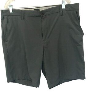 Dockers Supreme Flex Men's Flat Front Bermuda Golf Shorts Sz 40 in Dark Gray